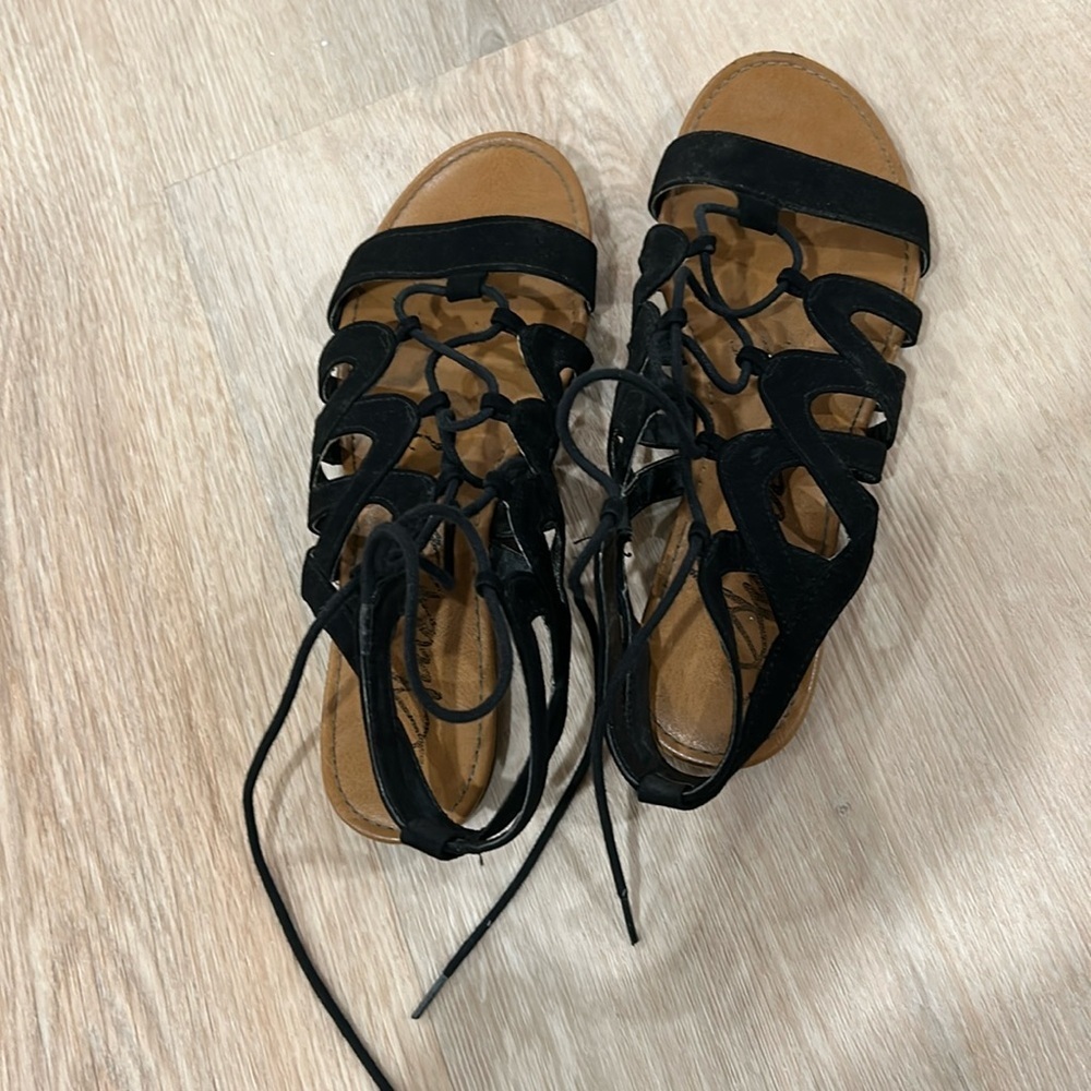 7.5 American Rag black suede gladiator lace up sandals shoes open toe Macy’s​